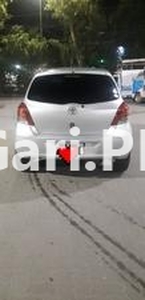 Toyota Vitz F Smile Edition 1.0 2013 for Sale in Lahore