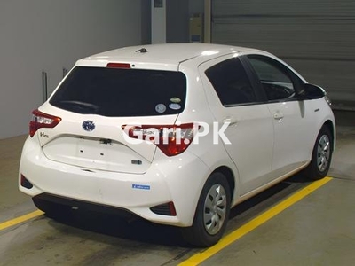 Toyota Vitz Hybrid F 1.5 2020 for Sale in Islamabad