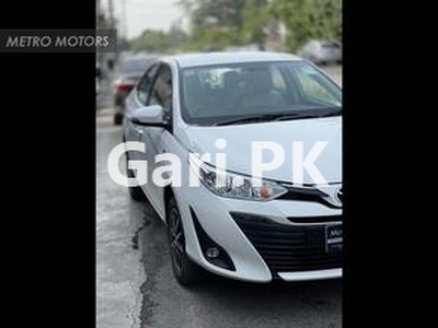 Toyota Yaris ATIV X CVT 1.5 2021 for Sale in Lahore
