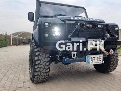 Land Rover Defender 110 2010 for Sale in Islamabad