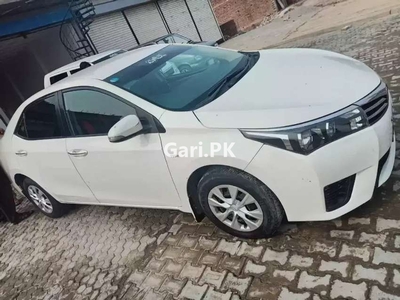 Toyota Corolla GLI 2015 for Sale in Multan