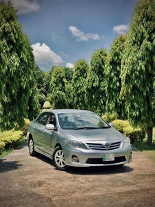 Toyota Corolla GLi 1.3 VVTi Model 2013 For Sell