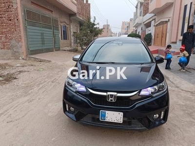 Honda Fit 1.5 Hybrid S Package 2020 for Sale in Sahiwal