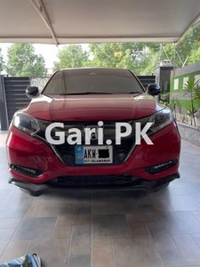 Honda Vezel 2017 for Sale in Lahore
