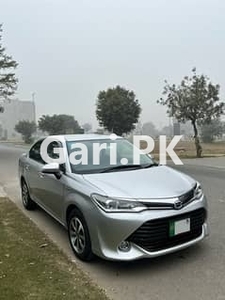 Toyota Corolla Axio 2015 for Sale in Lahore