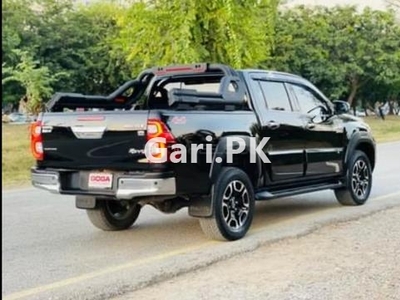 Toyota Hilux Revo G 2.8 2022 for Sale in Islamabad