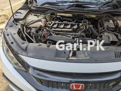 Honda Civic Turbo 1.5 VTEC CVT 2016 for Sale in Karachi