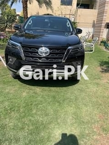 Toyota Fortuner Sigma 2022 for Sale in Lahore