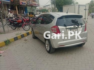 Honda Fit 1.3 Hybrid 10th Anniversary 2011 for Sale in Mansehra