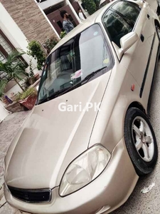 Honda Civic VTi Automatic 1.6 2000 for Sale in Karachi