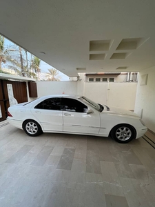 Mercedes Benz S class in top condition