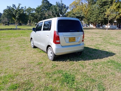 Suzuki Wagon R VXL in Very Good Condition. Home used / well maintained