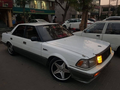 Toyota Crown Toyal Saloon G 1991 Original