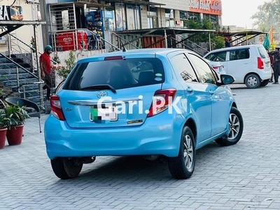 Toyota Vitz F Chambre A Paris Collection 1.0 2014 for Sale in Islamabad
