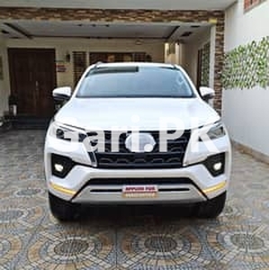 Toyota Fortuner Sigma 2022 for Sale in Johar Town