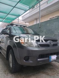 Toyota Hilux Vigo G 2011 for Sale in Islamabad