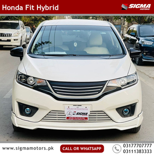Honda Fit 1.5 Hybrid L Package 2014
