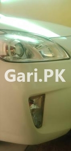 Toyota Prius 2013 for Sale in Islamabad