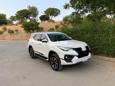 Toyota Fortuner 2020 for Sale in Karachi