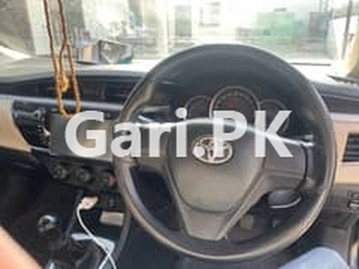 Toyota Corolla GLI 2017 for Sale in Lahore•