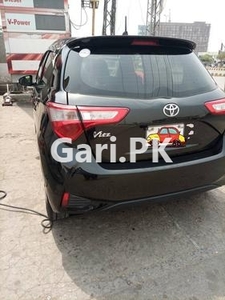 Toyota Vitz F 1.0 2018 for Sale in Lahore