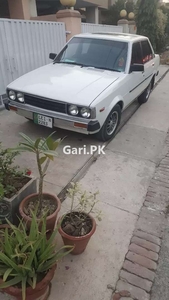 Toyota Corolla 2.0 D 1982 for Sale in Lahore