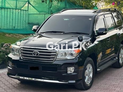 Toyota Land Cruiser AX G Selection 2013 for Sale in Islamabad