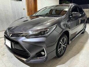 Toyota Corolla Altis Grande X CVT-i 1.8 (Black Interior) Model 2022