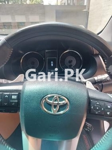 Toyota Fortuner 2.7 VVTi 2018 for Sale in Gujranwala