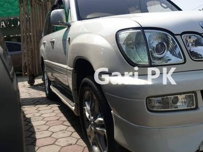 Toyota Land Cruiser Cygnus 2002 for Sale in Lahore