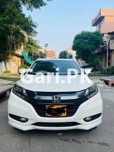 Honda Vezel 2018 for Sale in Lahore