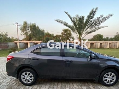 Toyota Corolla GLi Automatic 1.3 VVTi 2017 for Sale in Faisalabad