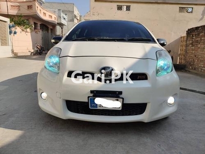 Toyota Vitz ILL 1.3 2007 for Sale in Islamabad