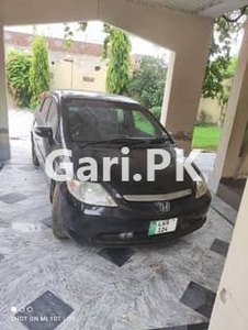 Honda City IDSI 2005 for Sale in engine very good condition no work required