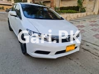 Honda Civic Prosmetic 2015 for Sale in Gulshan-e-Iqbal