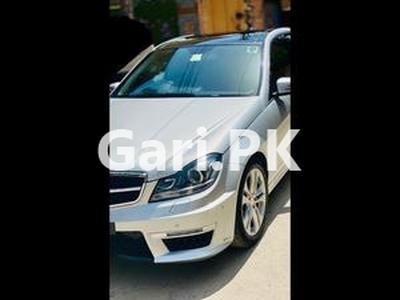 Mercedes Benz C Class C200 2013 for Sale in Islamabad