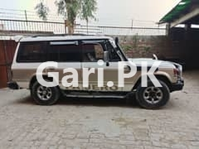 Mitsubishi Pajero 1986 for Sale in Youhanabad