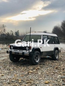 Mitsubishi Pajero Exceed 2.5D 1986 for Sale in Peshawar