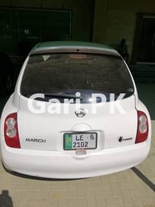 Nissan March 2016 for Sale in Gulberg 3