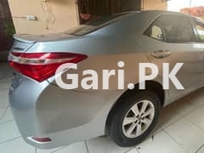 Toyota Corolla GLI 2015 for Sale in Bahria Town Karachi