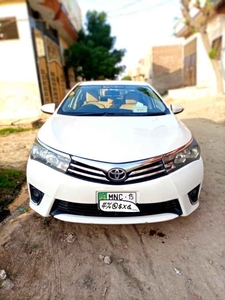 Toyota Corolla GLi VVTi 2015 for Sale in Gojra