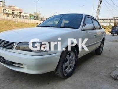 Toyota Corolla SE Limited 2000 for Sale in Peshawar