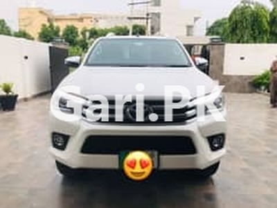 Toyota Hilux 2019 for Sale in Bahria Town - Sector A