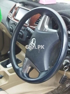 Toyota Hilux 4x2 Up Spec 2016 for Sale in Lahore