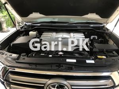 Toyota Land Cruiser ZX 2018 for Sale in Islamabad