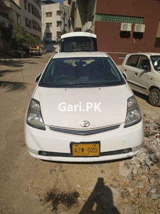 Toyota Prius 1.5 G 2010 for Sale in Karachi