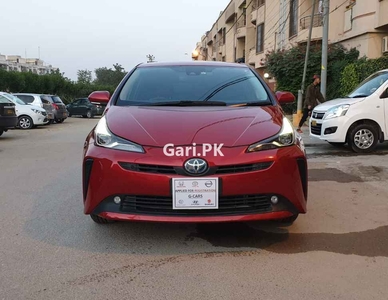 Toyota Prius G TOURING SELECTION 1.8 2021 for Sale in Karachi