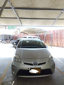 Toyota Prius L package 2014/2017