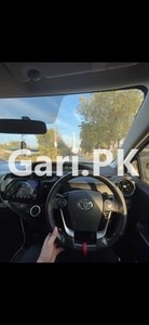Toyota Aqua S 2017 for Sale in Lahore