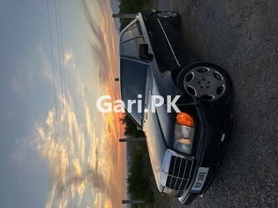 Mercedes Benz E Class 1987 for Sale in Islamabad